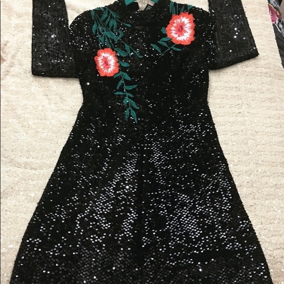 PARTY IN STYLE!!Gianni Bini🔥Designer Sequin Dress - Picture 3 of 16